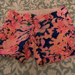 Size 4 Callahan stretch short